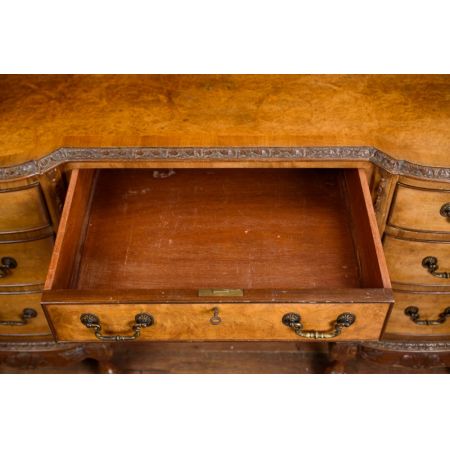 Georgianischer antiker Nussbaum Schreibtisch britisch ca 1920