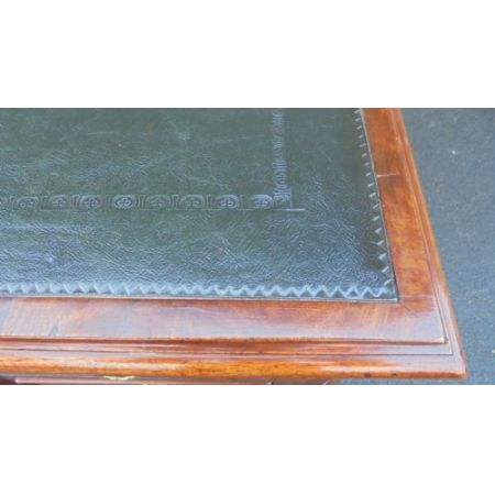 Antiker britischer Mahagoni Schreibtisch ca 1900
