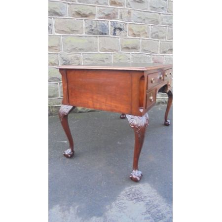 Antiker britischer Mahagoni Schreibtisch ca 1900