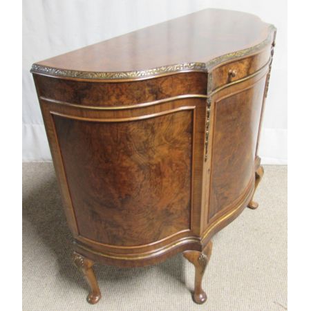 Antikes englisches Sideboard Nussbaum ca 1920