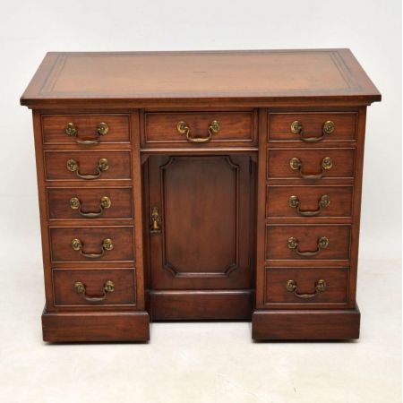 Antiker britischer Mahagoni Schreibtisch ca 1890