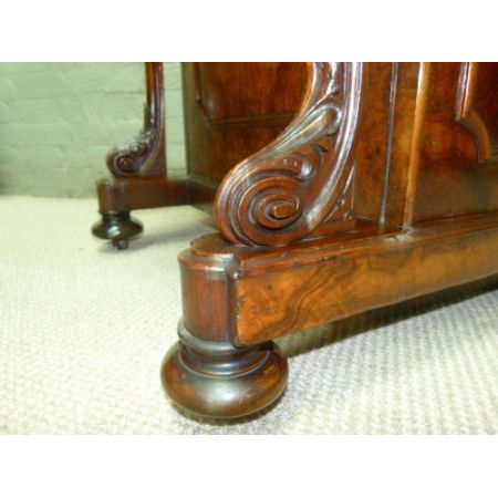 Antiker britischer Davenport Schreibtisch Nussbaum ca 1860