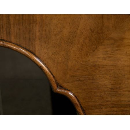 Antiker britischer Nussbaum Bücherschrank Breakfront ca 1900