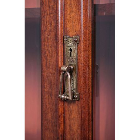 Antiker britischer Mahagoni Bücherschrank ca 1890