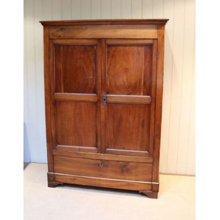 Antiker französischer Kirschbaum Kleiderschrank ca 1850
