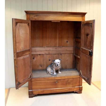 Antiker französischer Kirschbaum Kleiderschrank ca 1850