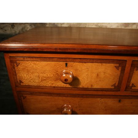 Viktorianische Bergahorn Kommode antik britisch ca 1860