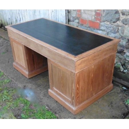 Englischer Viktorianischer Kiefern Schreibtisch von Heals ca. 19. Jahrhundert