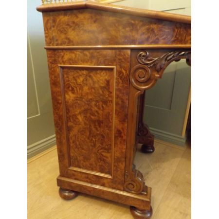 Viktorianischer antiker Davenport Schreibtisch Nussbaum antik ca 1860