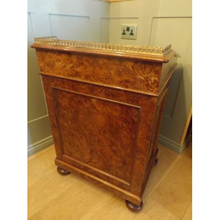 Viktorianischer antiker Davenport Schreibtisch Nussbaum antik ca 1860