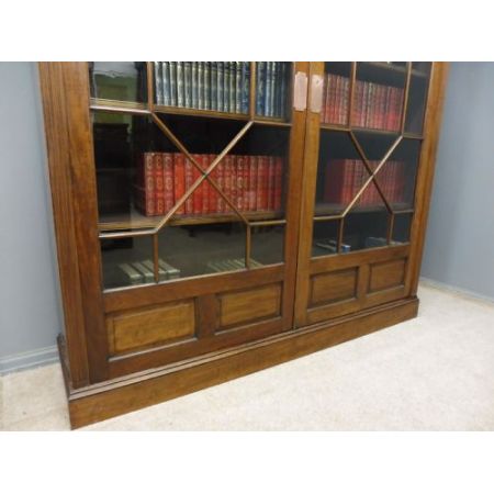Antikes britisches Mahagoni Bücherregal ca 1900