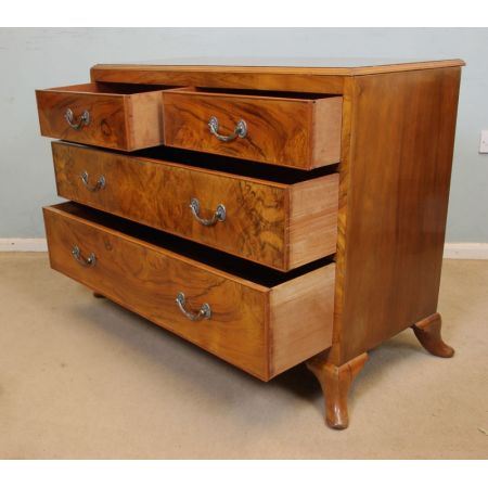 Antike britische Kommode Nussbaum ca 1930