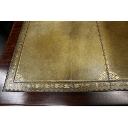 Antiker britischer Mahagoni Schreibtisch ca 1860