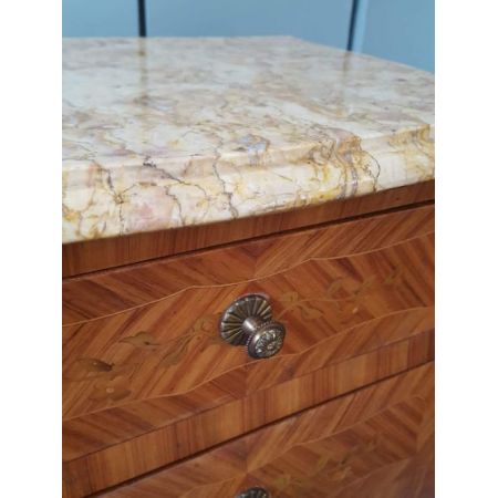 Antike französische Nachtschränke Kingwood Beistelltische ca 1930