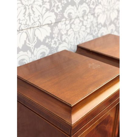 Edwardianische antike Mahagoni Nachtschränke britisch ca 1890