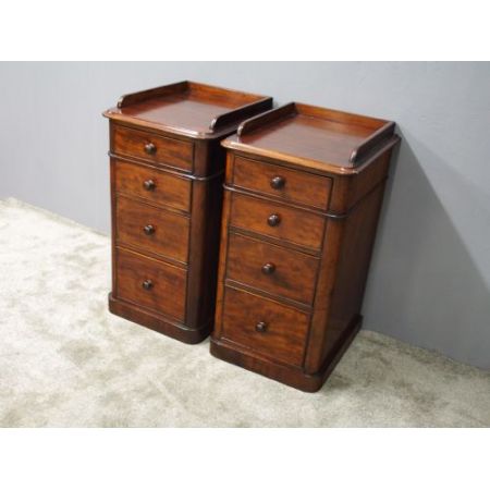 Viktorianische antike Mahagoni Nachtschränke britisch ca 1880