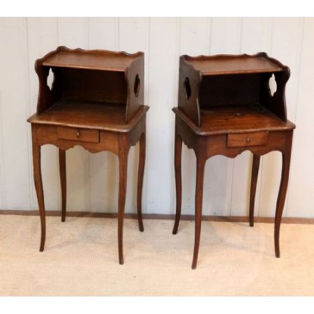 Antike französische Nachtschränke Beistelltische Eiche ca 1910