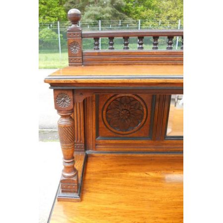 Antikes Art Nouveau Nussbaum Sideboard britisch ca 1890