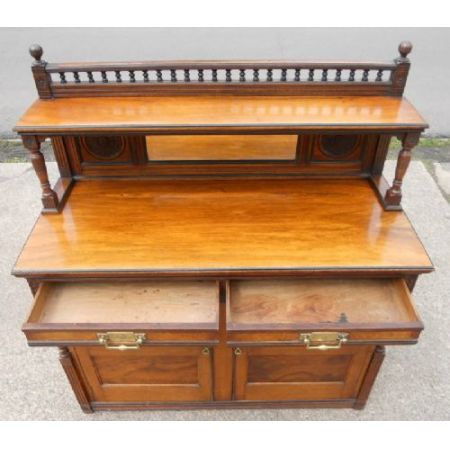 Antikes Art Nouveau Nussbaum Sideboard britisch ca 1890