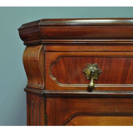 Antikes britisches Mahagoni Sideboard ca 1920