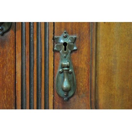 Antikes britisches Mahagoni Sideboard ca 1920