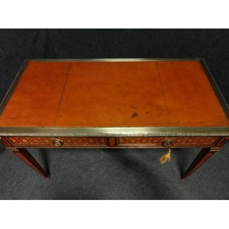 good ormlou and parquetry partners desk