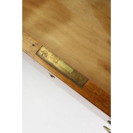 Antiker britischer Nussbaum Schreibtisch ca 1920