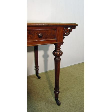 Viktorianischer antiker Schreibtisch Nussbaum englisch ca 1880