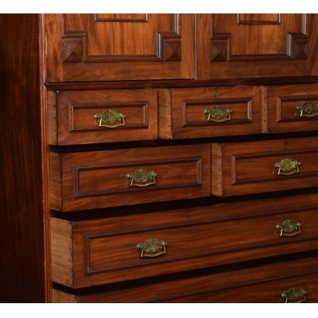 Antiker britischer Mahagoni Kleiderschrank ca 1900