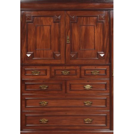 Antiker britischer Mahagoni Kleiderschrank ca 1900