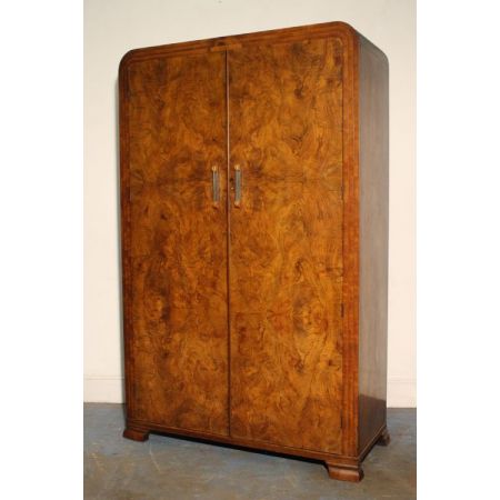 Antiker britischer Art Deco Kleiderschrank Nussbaum ca 1930