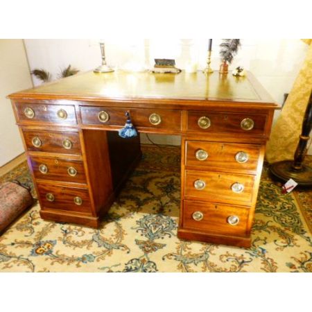 Antiker britischer Mahagoni Schreibtisch Partners Desk ca 1860.