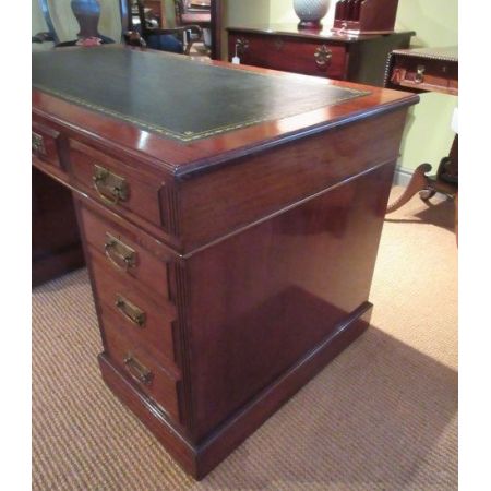 Antiker britischer Mahagoni Schreibtisch ca 1890