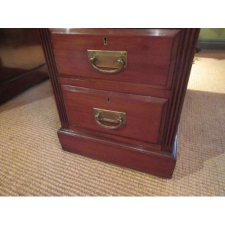 Antiker britischer Mahagoni Schreibtisch ca 1890