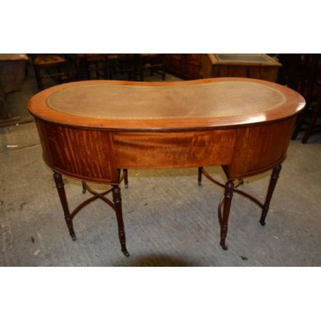 Antiker britischer Satinholz Schreibtisch ca 1890