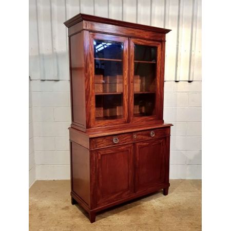 Britischer Regency Bücherschrank Mahagoni antik 1820