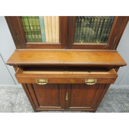 Edwardianischer antiker Bücherschrank Nussbaum englisch ca 1900