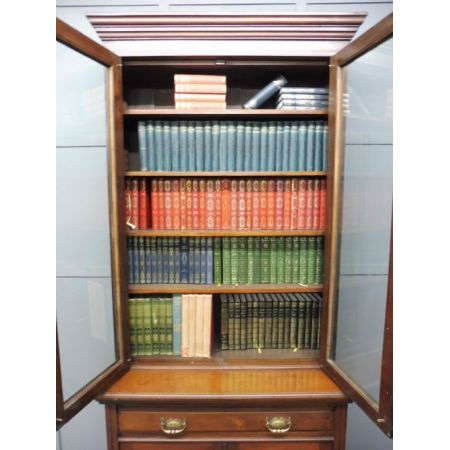 Edwardianischer antiker Bücherschrank Nussbaum englisch ca 1900