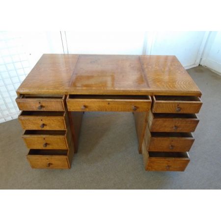 Antiker britischer Eichen Schreibtisch Maple & Co ca 1920