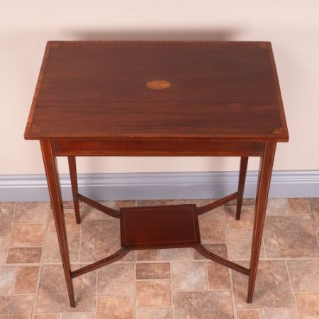 Antiker britischer Mahagoni Beistelltisch ca 1890