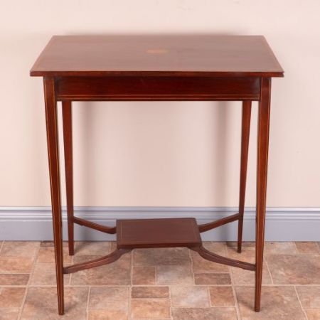 Antiker britischer Mahagoni Beistelltisch ca 1890