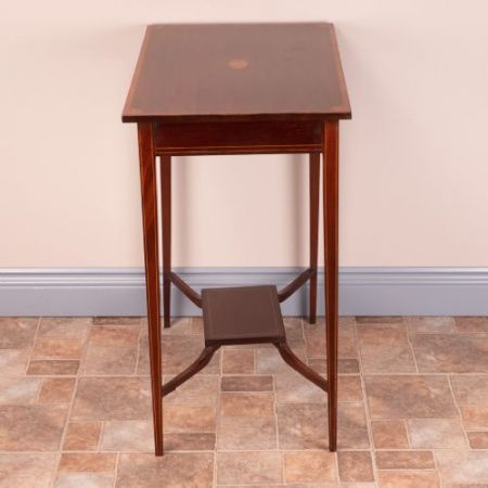 Antiker britischer Mahagoni Beistelltisch ca 1890