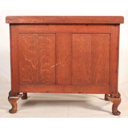 Antikes britisches Nussbaum Sideboard ca 1920