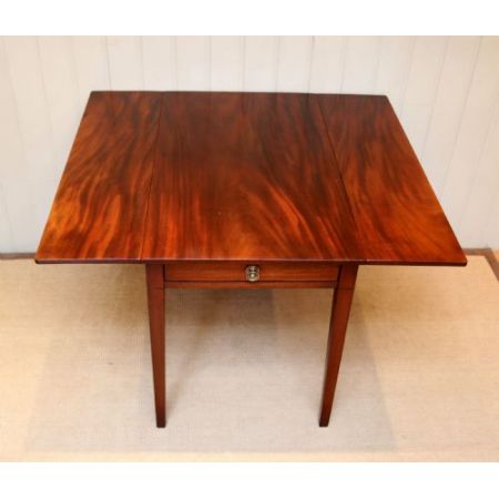 Antiker britischer Mahagoni Tisch Dropleaf ca 1820