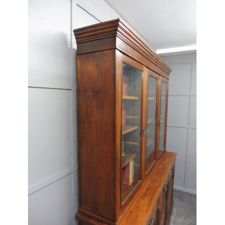 Viktorianischer antiker Nussbaum Bücherschrank englisch ca 1890