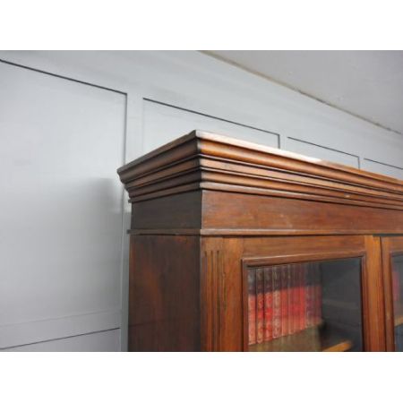 Viktorianischer antiker Nussbaum Bücherschrank englisch ca 1890