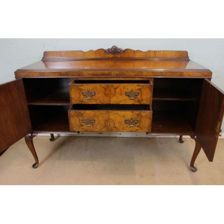 Antikes Nussbaum Sideboard englisch ca 1920