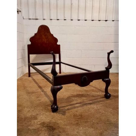 Antike britische Nussbaum Betten ca 1920