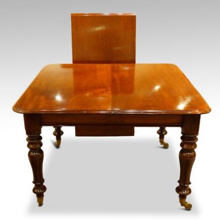 Antiker britischer Mahagoni Esstisch ca 1830