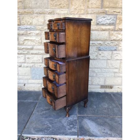 Antike britische Nussbaum Kommode ca 1920